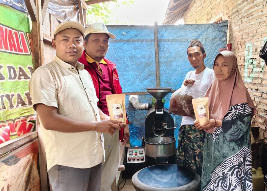 Sinergi Dakwah Ekonomi, Penyuluh Agama Islam Dampingi Produk Halal Kopi Tumpang Kelompok Tani Redi Makmur